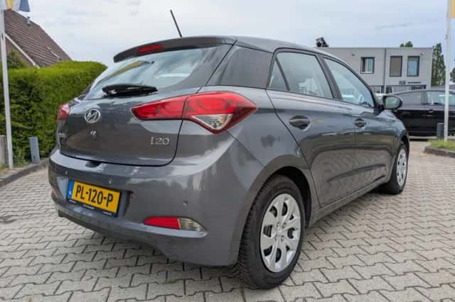Hyundai i20 (2017) thumbnail 5