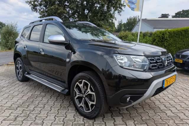 Dacia Duster (2018) thumbnail 3