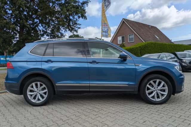Volkswagen Tiguan (2019) thumbnail 4