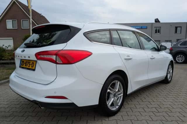Ford Focus (2019) thumbnail 5
