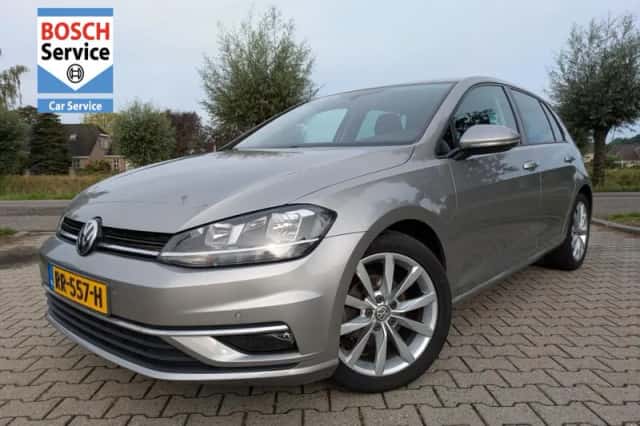 Volkswagen Golf (2018) thumbnail 1