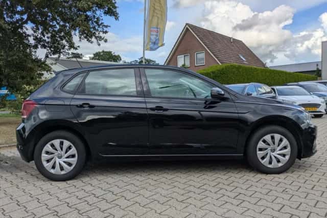 Volkswagen Polo (2021) thumbnail 4