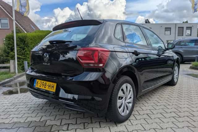 Volkswagen Polo (2021) thumbnail 5