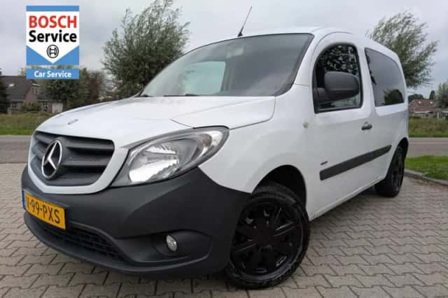 Mercedes-Benz Citan (2015) thumbnail 1