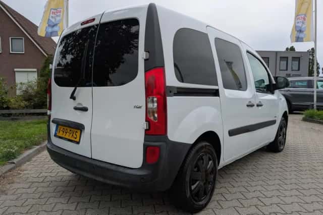 Mercedes-Benz Citan (2015) thumbnail 5