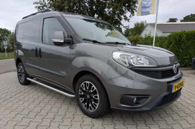Fiat Doblò Cargo (2018) thumbnail 3