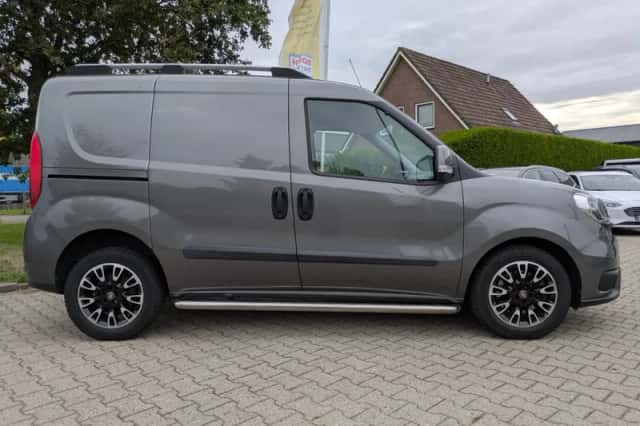 Fiat Doblò Cargo (2018) thumbnail 4