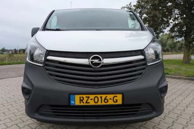Opel Vivaro (2018) thumbnail 2