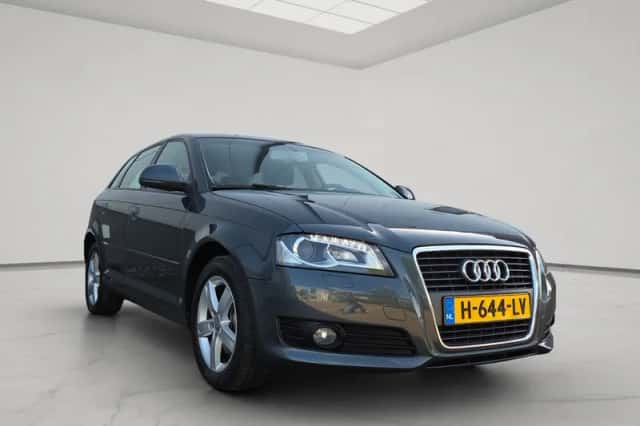 Audi A3 (2009) thumbnail 1