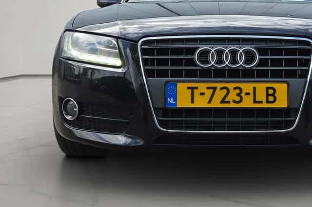 Audi A5 (2011) thumbnail 4