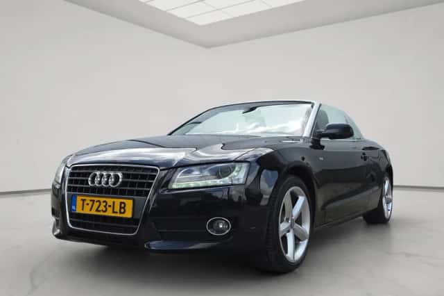 Audi A5 (2011) thumbnail 5