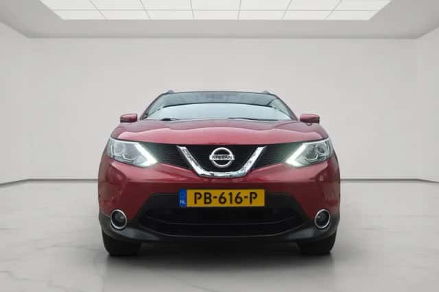 Nissan Qashqai (2016) thumbnail 3