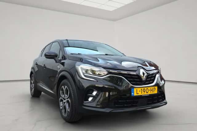 Renault Captur (2021) thumbnail 1