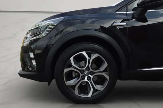 Renault Captur (2021) thumbnail 6