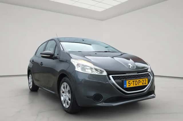 Peugeot 208 (2013) thumbnail 1
