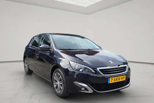 Peugeot 308 (2014) thumbnail 1