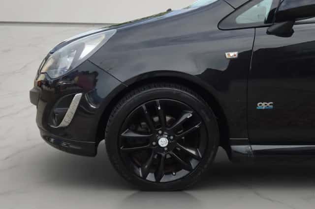 Opel Corsa (2013) thumbnail 6