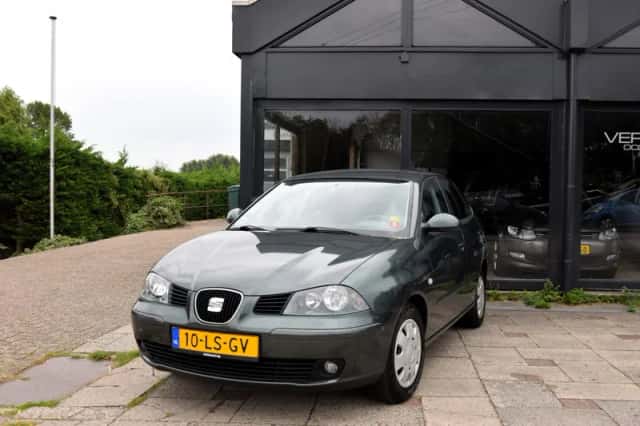 SEAT Ibiza (2003) thumbnail 1