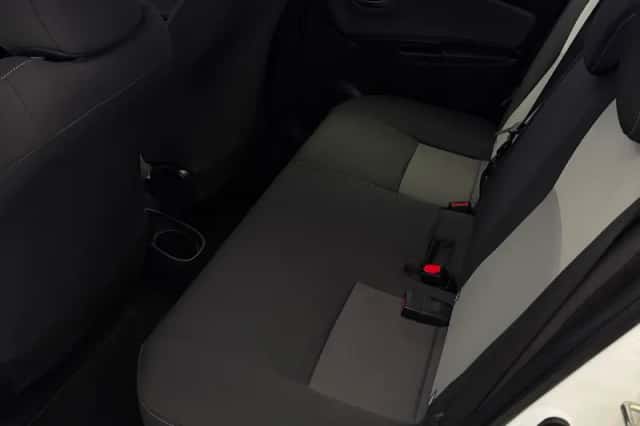 Toyota Yaris (2019) thumbnail 5