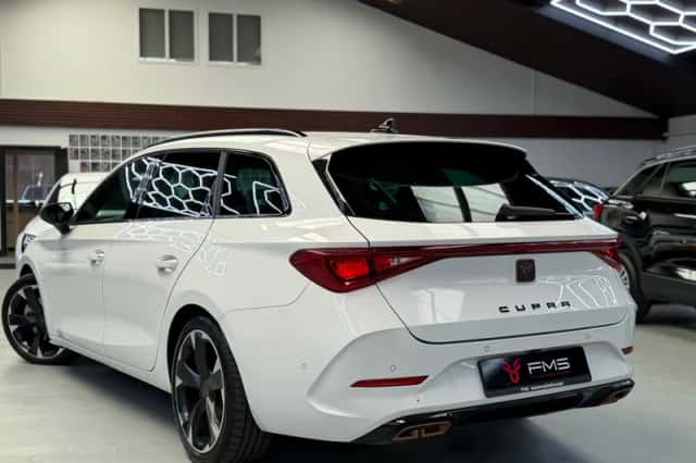 CUPRA Leon Sportstourer (2023) thumbnail 2
