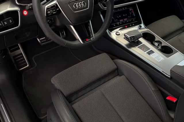 Audi A6 (2025) thumbnail 3