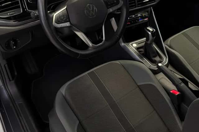 Volkswagen Polo (2024) thumbnail 3