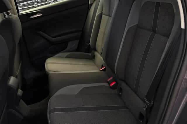 Volkswagen Polo (2024) thumbnail 5