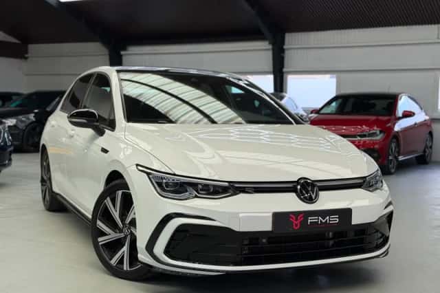 Volkswagen Golf (2021) thumbnail 1
