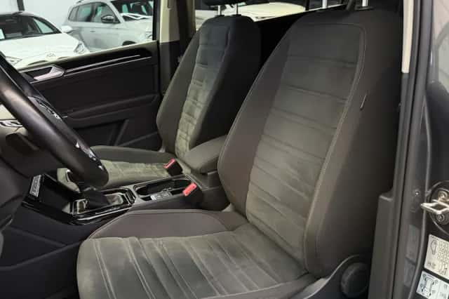 Volkswagen Touran (2018) thumbnail 4