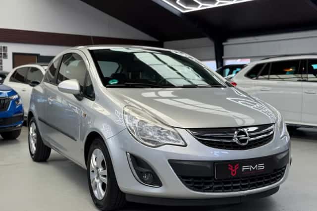 Opel Corsa (2013) thumbnail 6