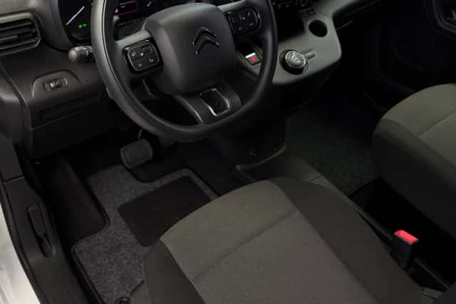 Citroën Berlingo (2022) thumbnail 3