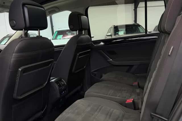 Volkswagen Touran (2022) thumbnail 5