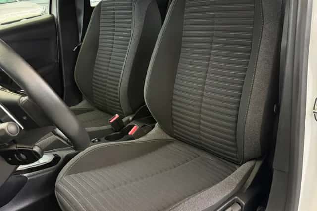 Peugeot 208 (2024) thumbnail 4