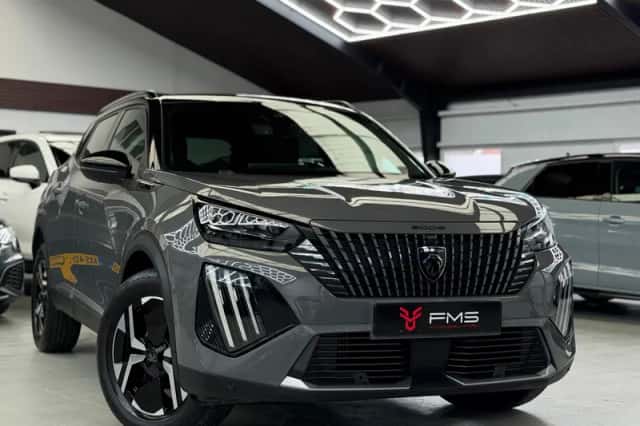 Peugeot 2008 (2024) thumbnail 1