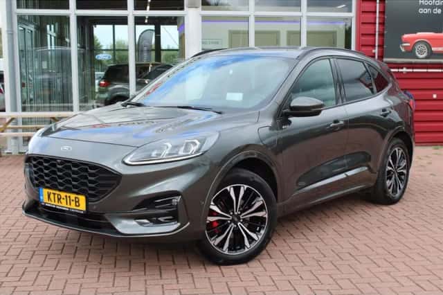 Ford Kuga (2022) thumbnail 1
