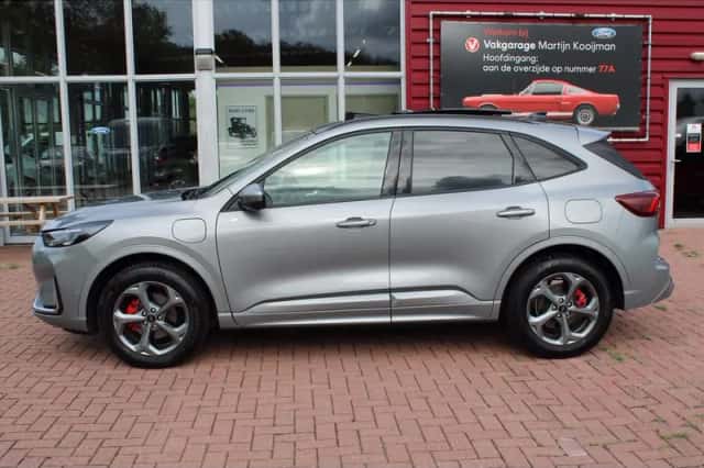Ford Kuga (2025) thumbnail 5