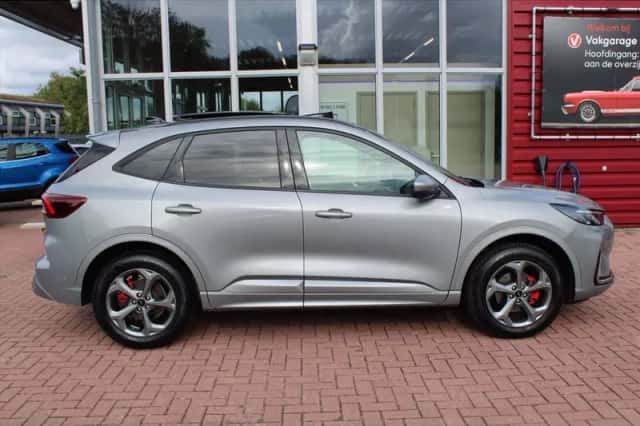 Ford Kuga (2025) thumbnail 6