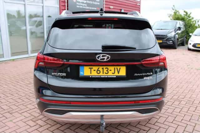 Hyundai Santa (2022) thumbnail 5