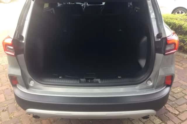 Ford Kuga (2024) thumbnail 4