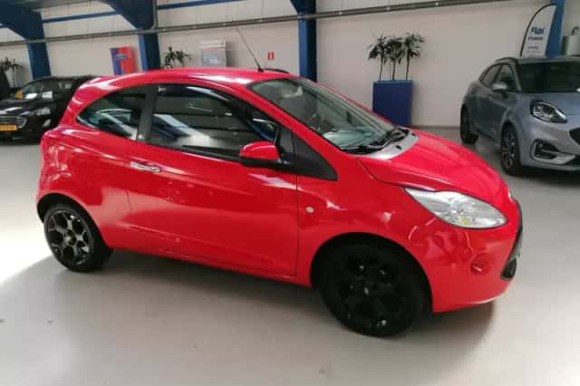 Ford Ka (2013) thumbnail 1