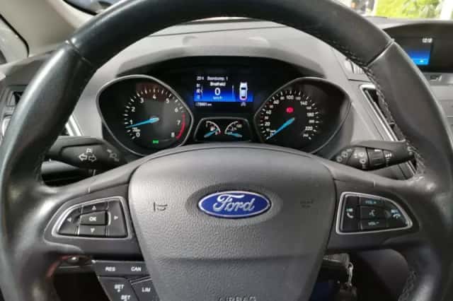 Ford C-Max (2018) thumbnail 2