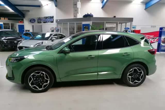 Ford Kuga (2026) thumbnail 5