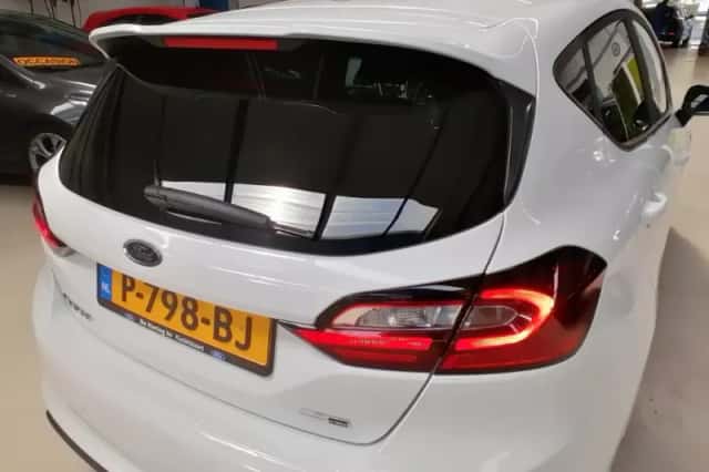 Ford Fiesta (2022) thumbnail 2