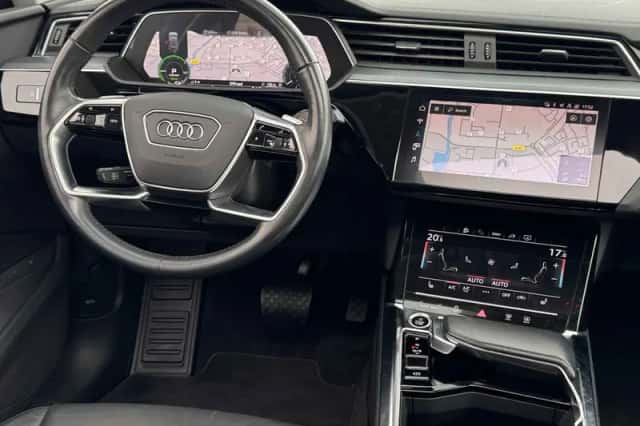 Audi e-tron Sportback (2021) thumbnail 4