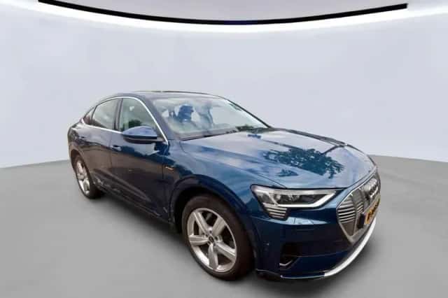 Audi e-tron (2021) thumbnail 5