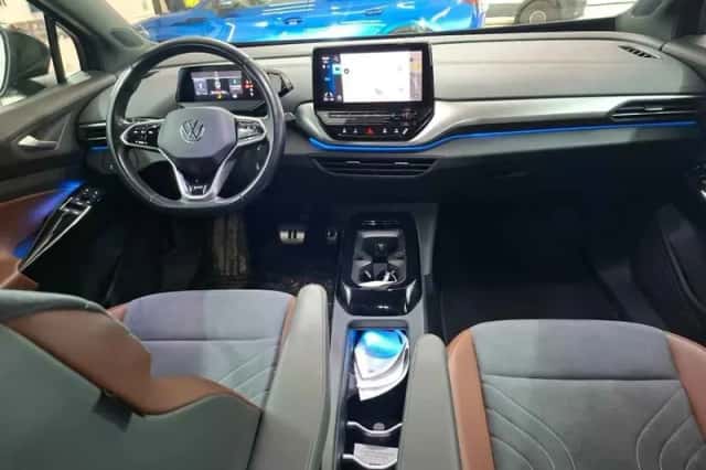 Volkswagen ID.4 (2020) thumbnail 3