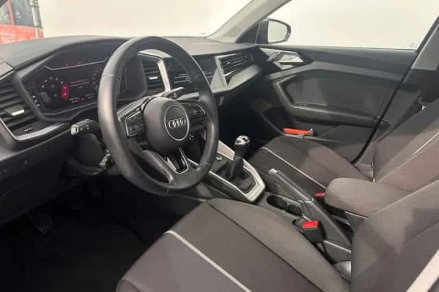 Audi A1 (2022) thumbnail 3