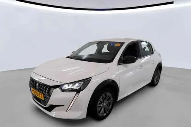 Peugeot e-208 (2022) thumbnail 1