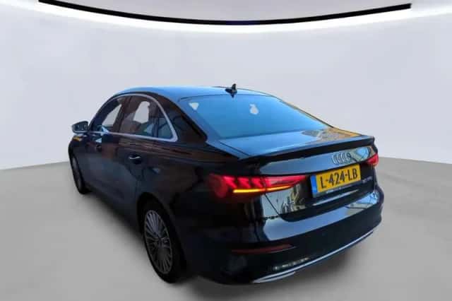 Audi A3 (2021) thumbnail 2