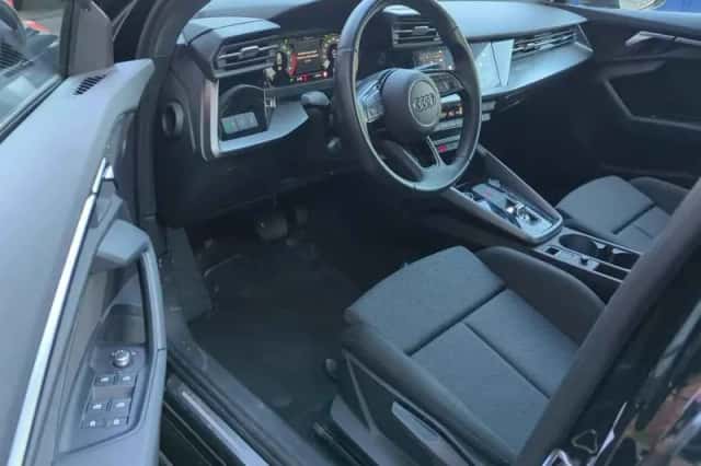 Audi A3 (2021) thumbnail 4